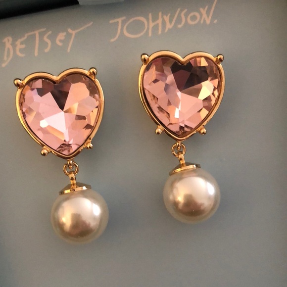 Betsey Johnson XOXO Pink Crystal Heart & Faux Pearl Bead Drop Earrings NIB - Picture 4 of 12